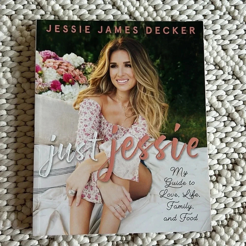 Jessie James Decker Book | Jessie James Decker | Eric Decker | Kittenish